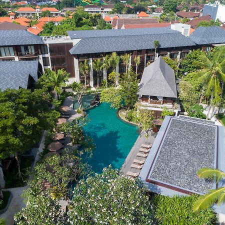 קוטה לומבוק Ramayana Suites And Resort מראה חיצוני תמונה Aerial view of the hotel