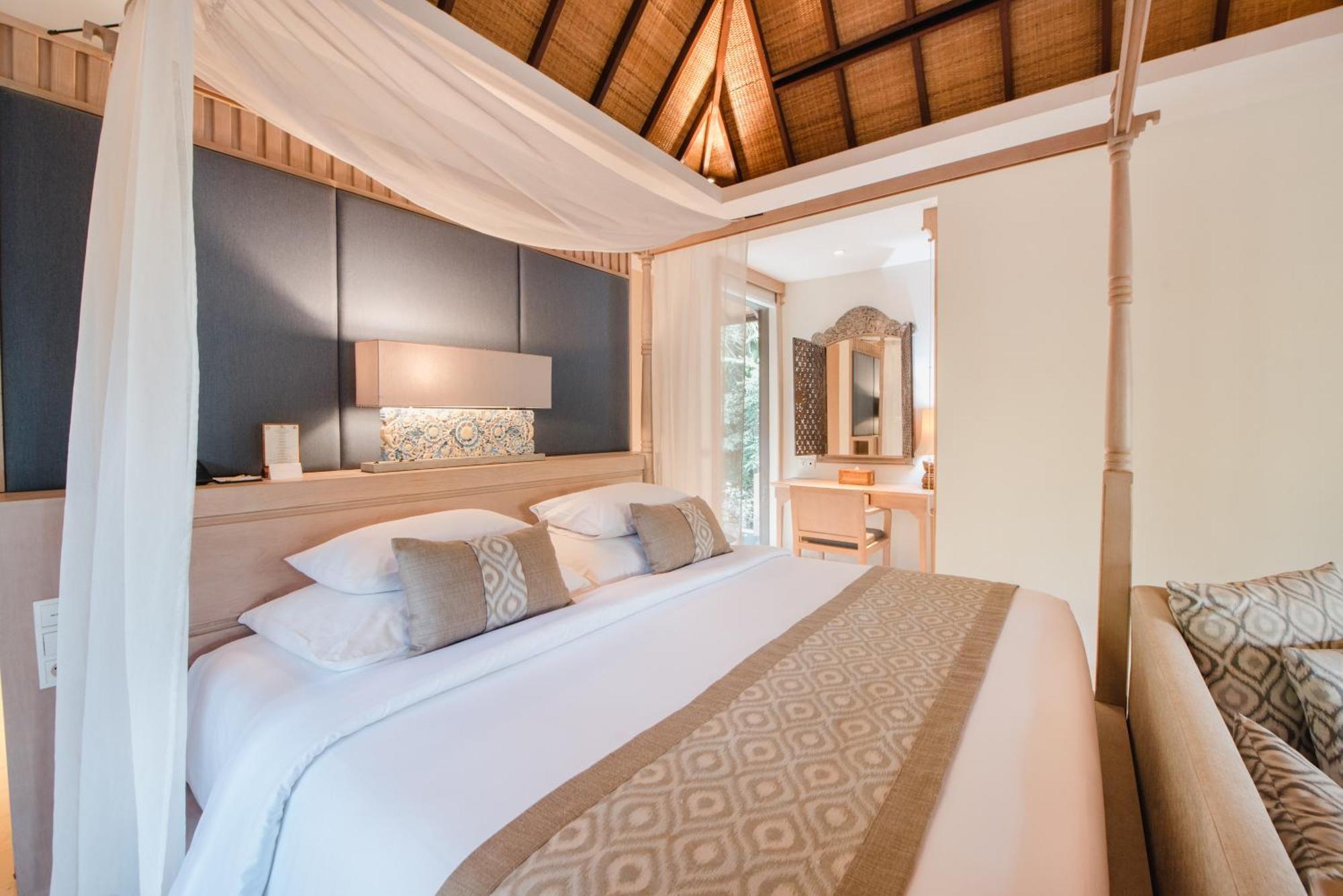 קוטה לומבוק Ramayana Suites And Resort מראה חיצוני תמונה A bedroom at the resort