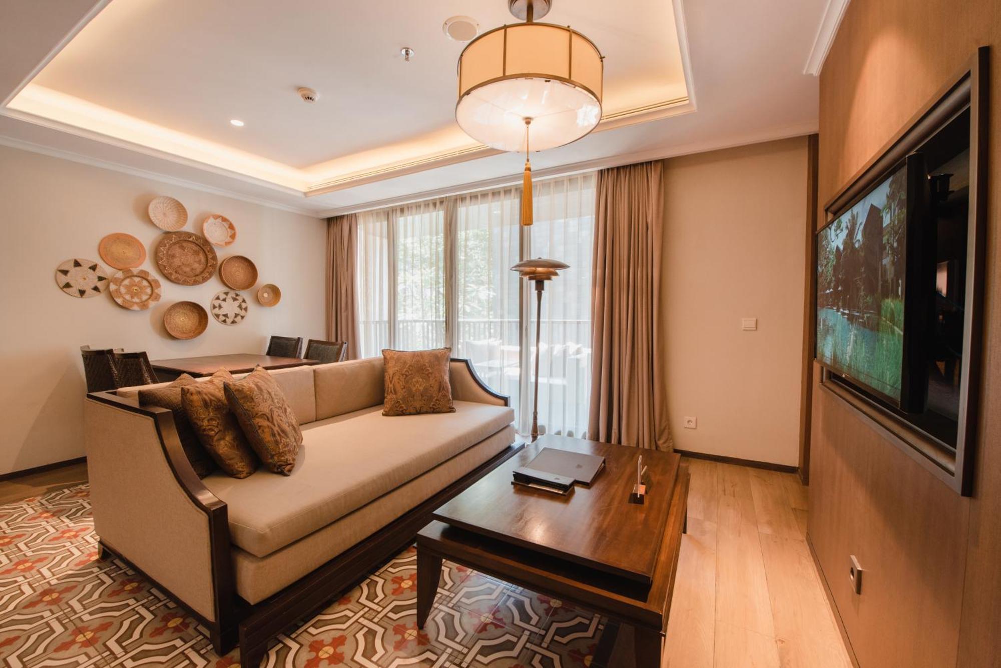 קוטה לומבוק Ramayana Suites And Resort מראה חיצוני תמונה Living room of a suite