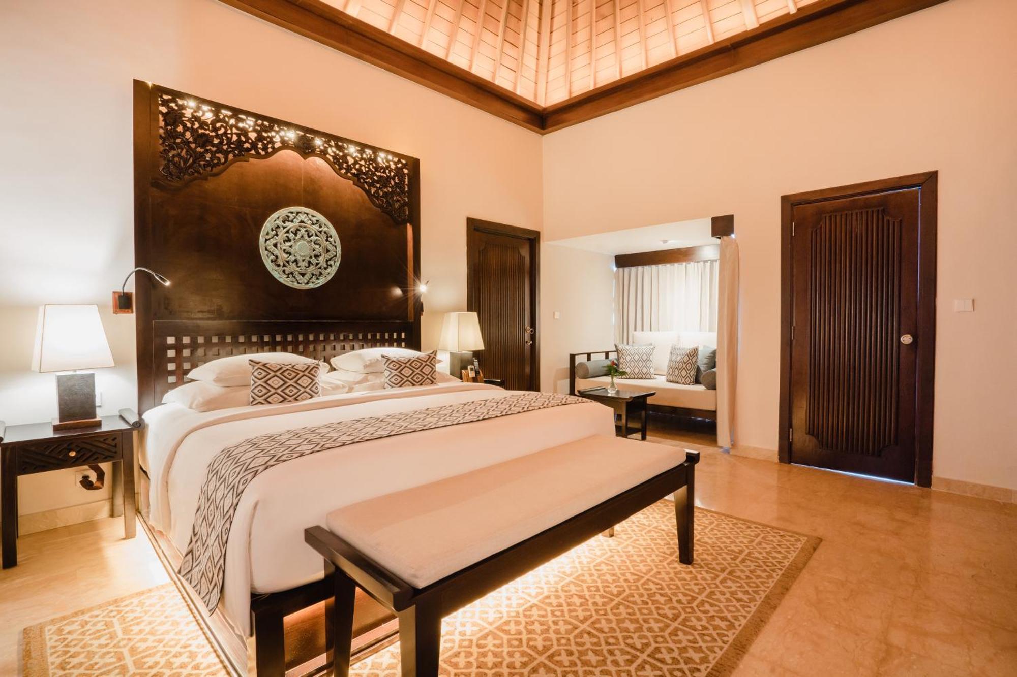 קוטה לומבוק Ramayana Suites And Resort מראה חיצוני תמונה A bedroom at the Oberoi Dubai