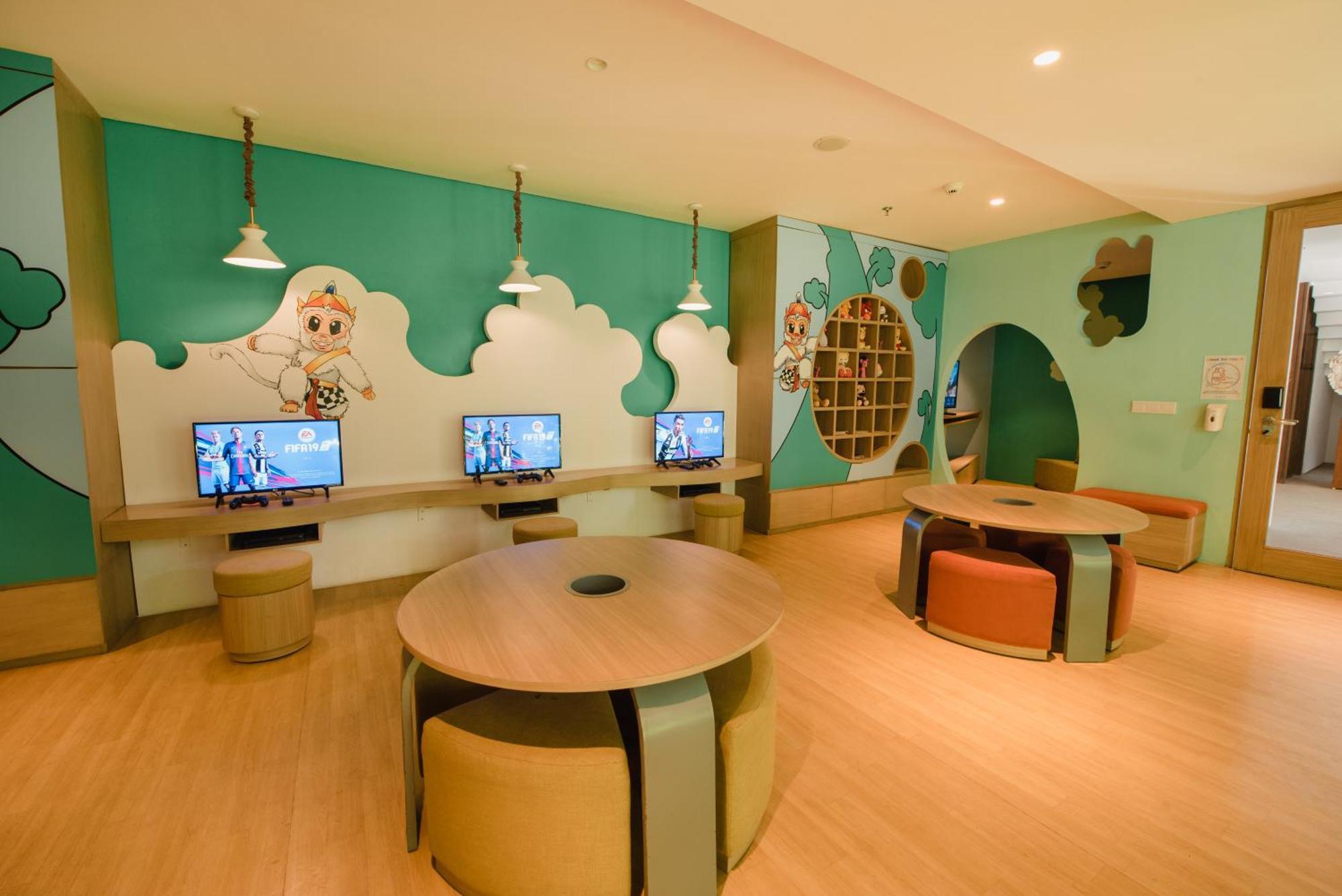 קוטה לומבוק Ramayana Suites And Resort מראה חיצוני תמונה The Children's Hospital of Philadelphia